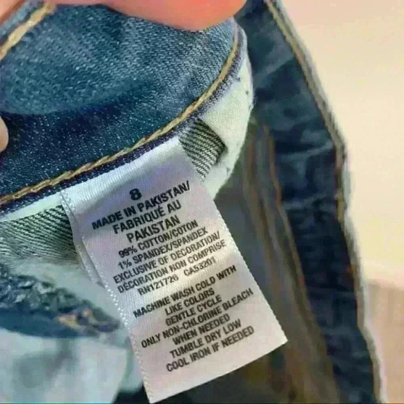 Aeropostale light medium wash distressed rolled hem midi shorts 8 - Picture 5 of 5